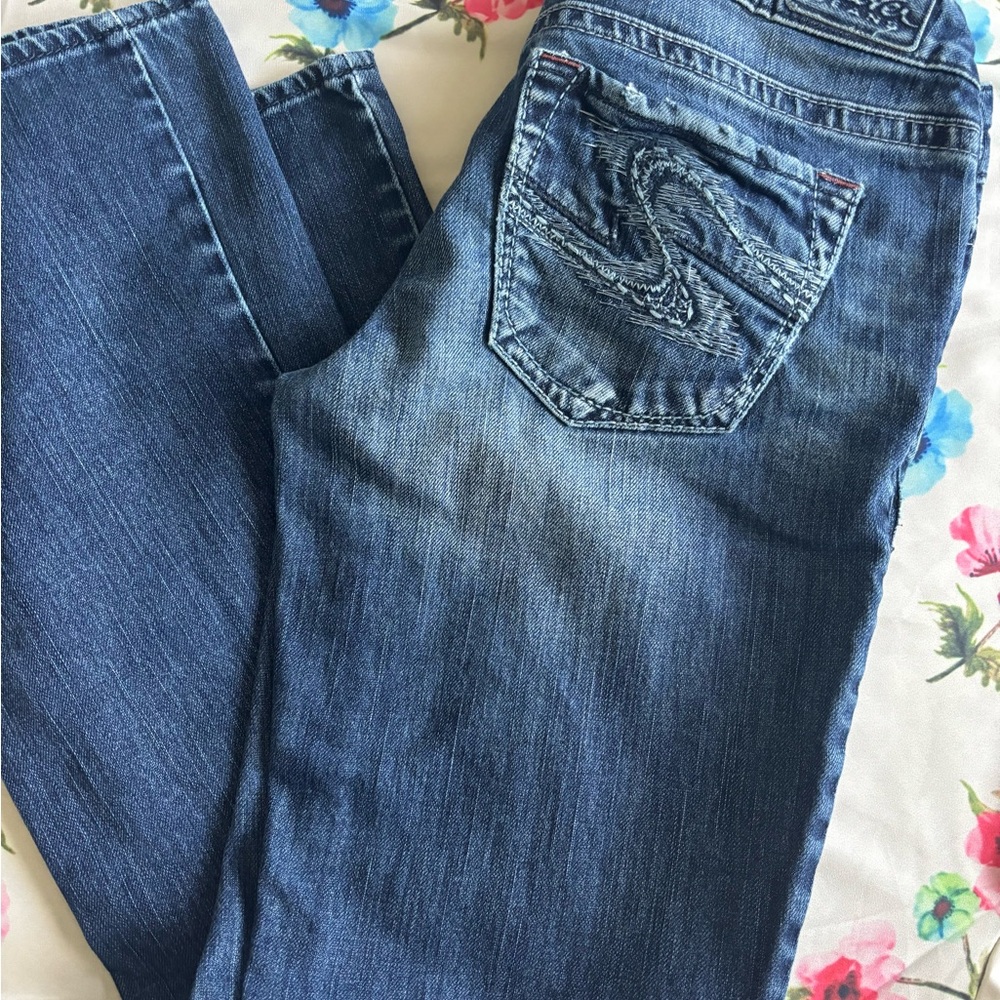 Silver Jeans Women's Blue Bootcut Jeans with Signature Pocket Embroidery - Picture 5 of 5